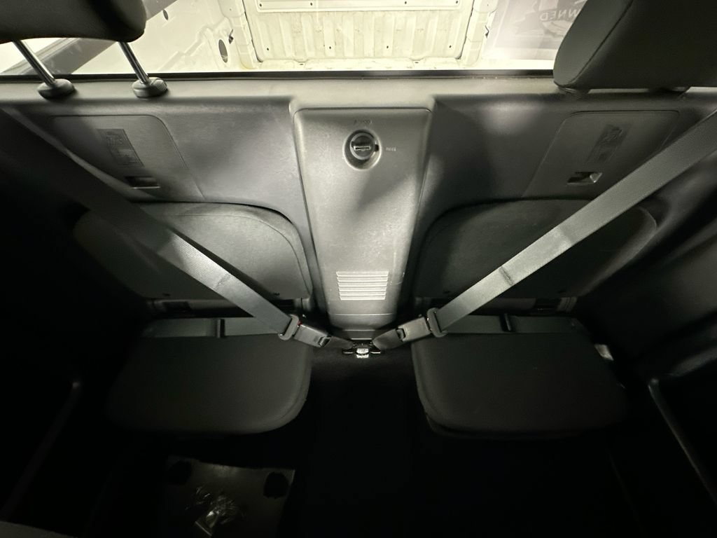 Used 2022 Nissan Frontier S RWD image 13