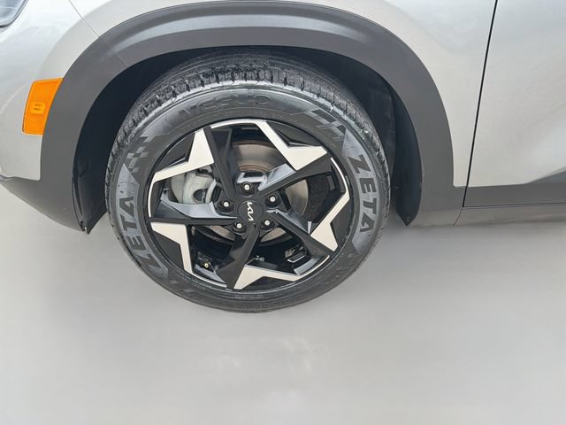 Used 2025 Kia Seltos EX w/ EX Sunroof Package FWD image 30
