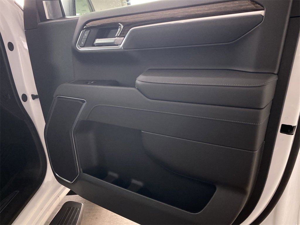 New 2026 GMC Sierra 1500 Elevation w/ Elevation Select Package image 41