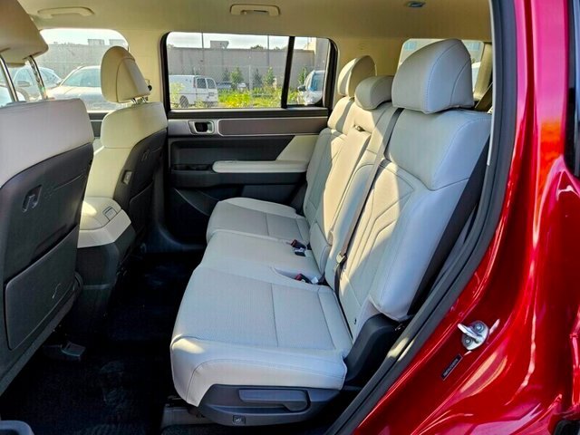 Certified 2026 Hyundai Santa Fe SEL FWD image 8