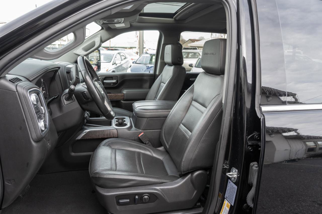 Used 2023 GMC Sierra 2500 Denali w/ Denali Ultimate Package image 20