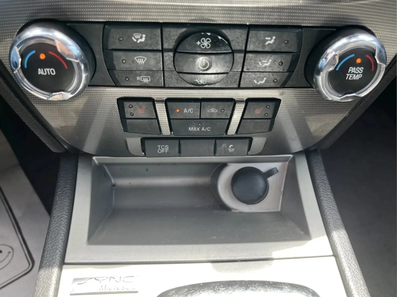 Used 2012 Ford Fusion SEL FWD image 16