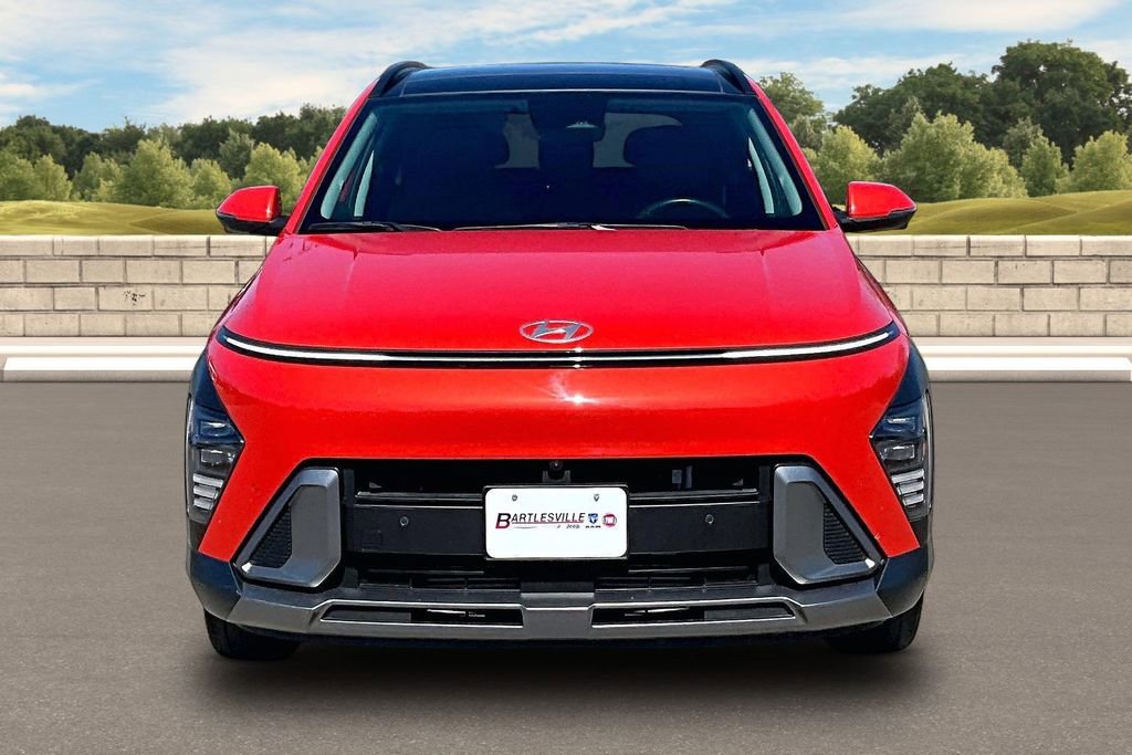 Used 2024 Hyundai Kona Limited image 3