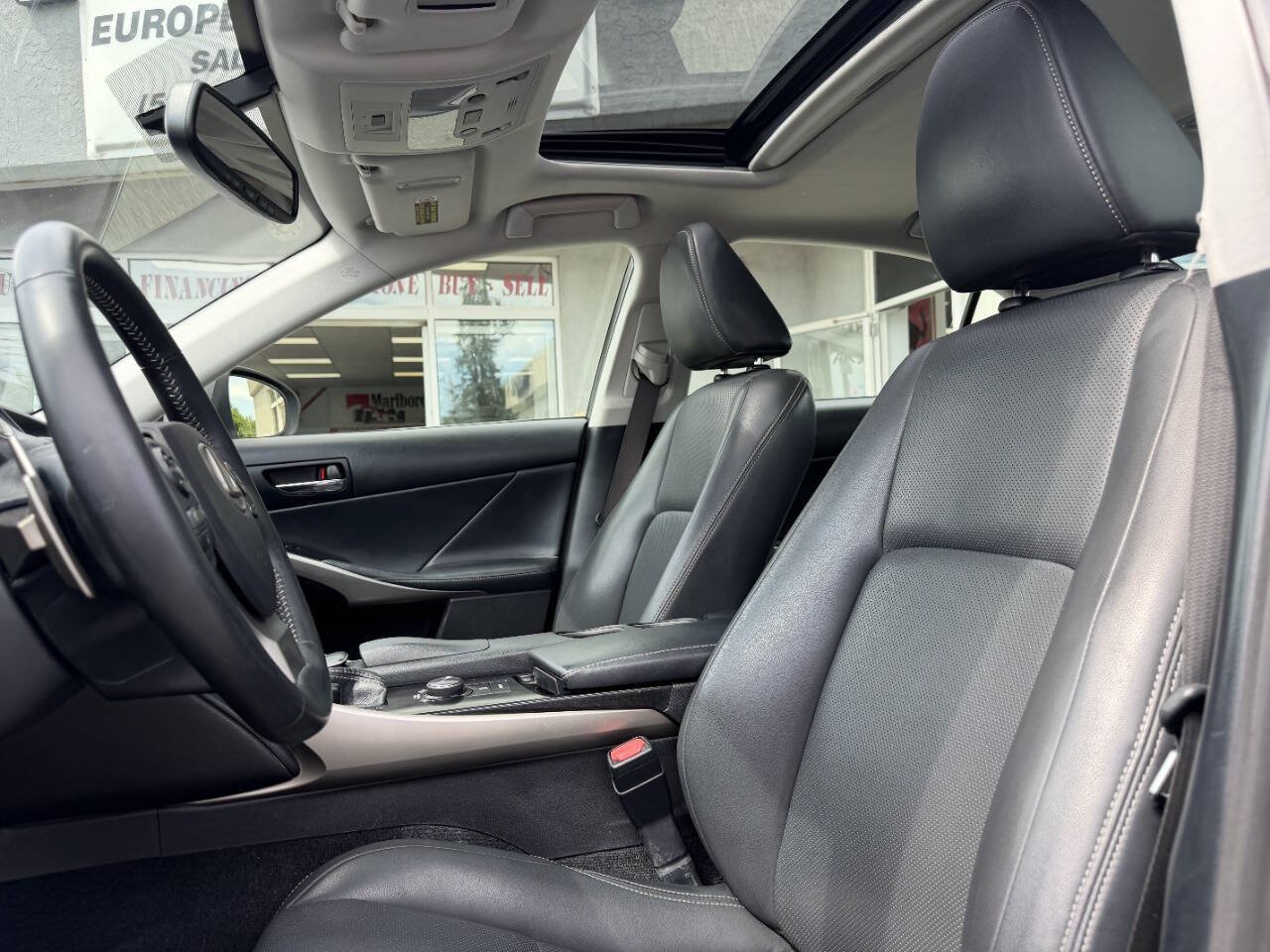 Used 2014 Lexus IS 250 AWD w/ Navigation Package image 19