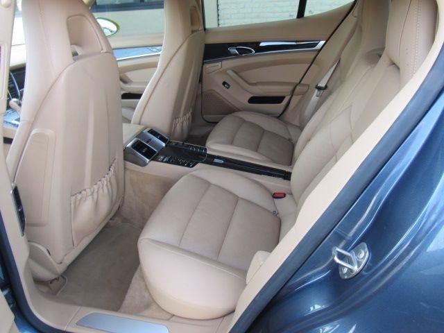 Used 2014 Porsche Panamera 4 image 31