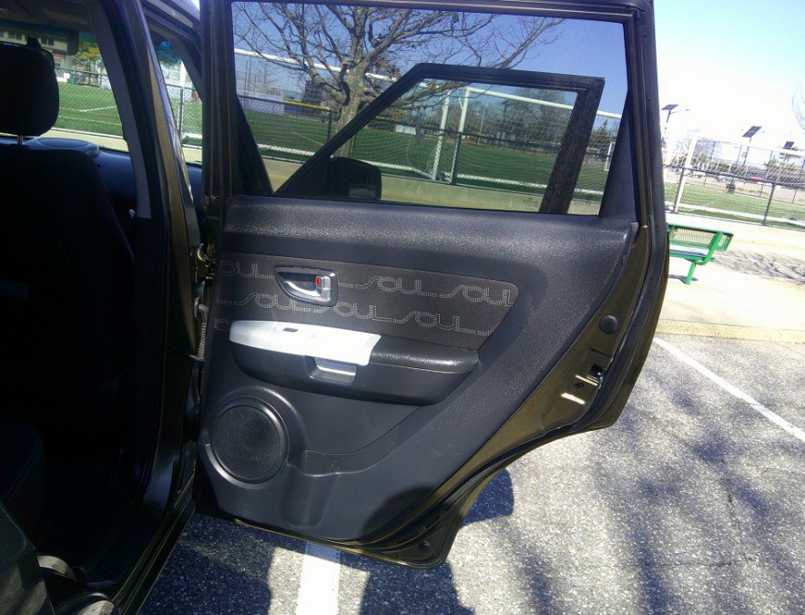 Used 2012 Kia Soul + image 40