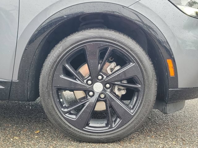 Certified 2021 Buick Envision Essence w/ Sport Touring Package FWD image 6
