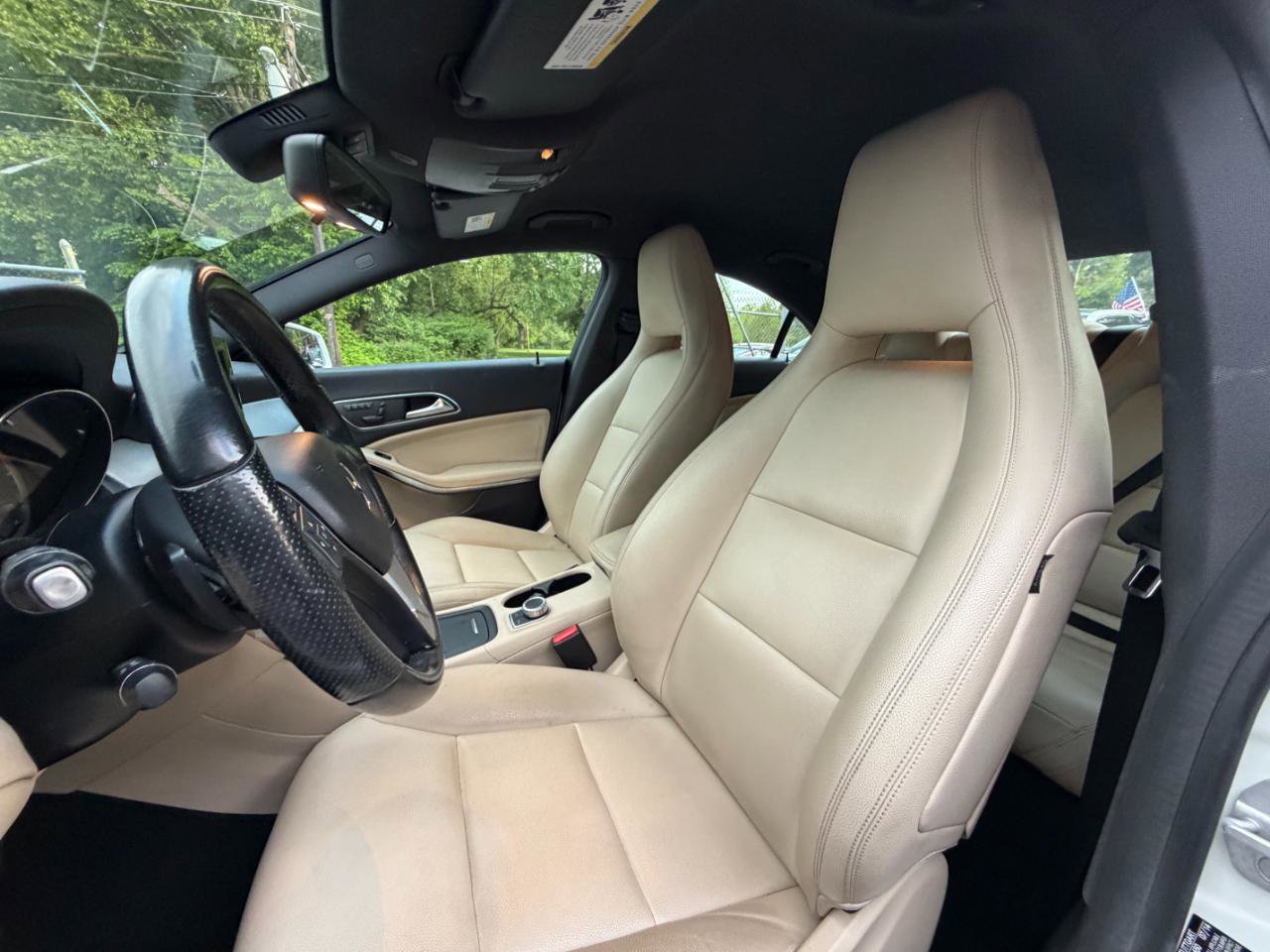 Used 2014 Mercedes-Benz CLA 250 4MATIC image 22