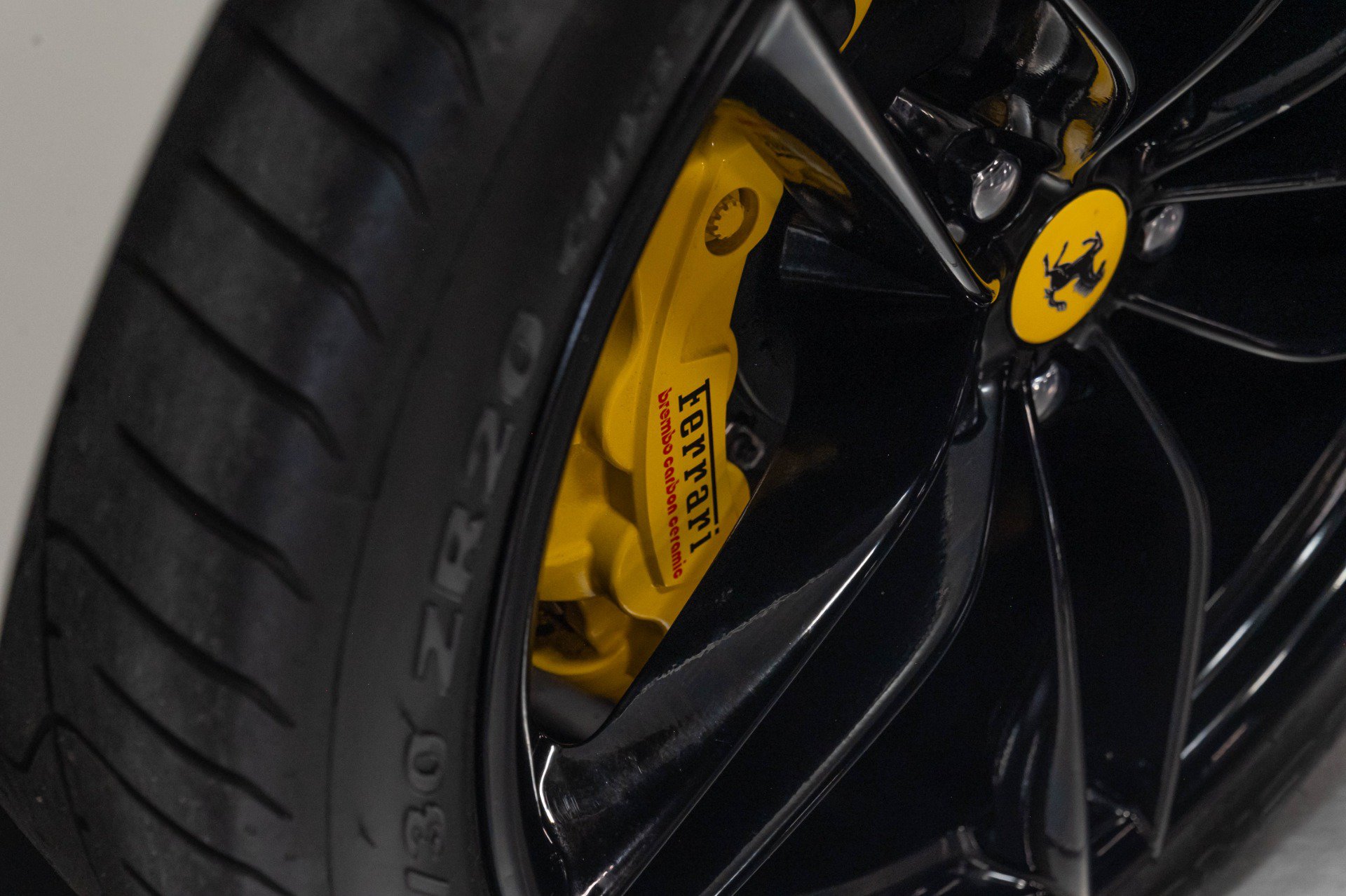 Used 2016 Ferrari 488 Spider RWD image 45
