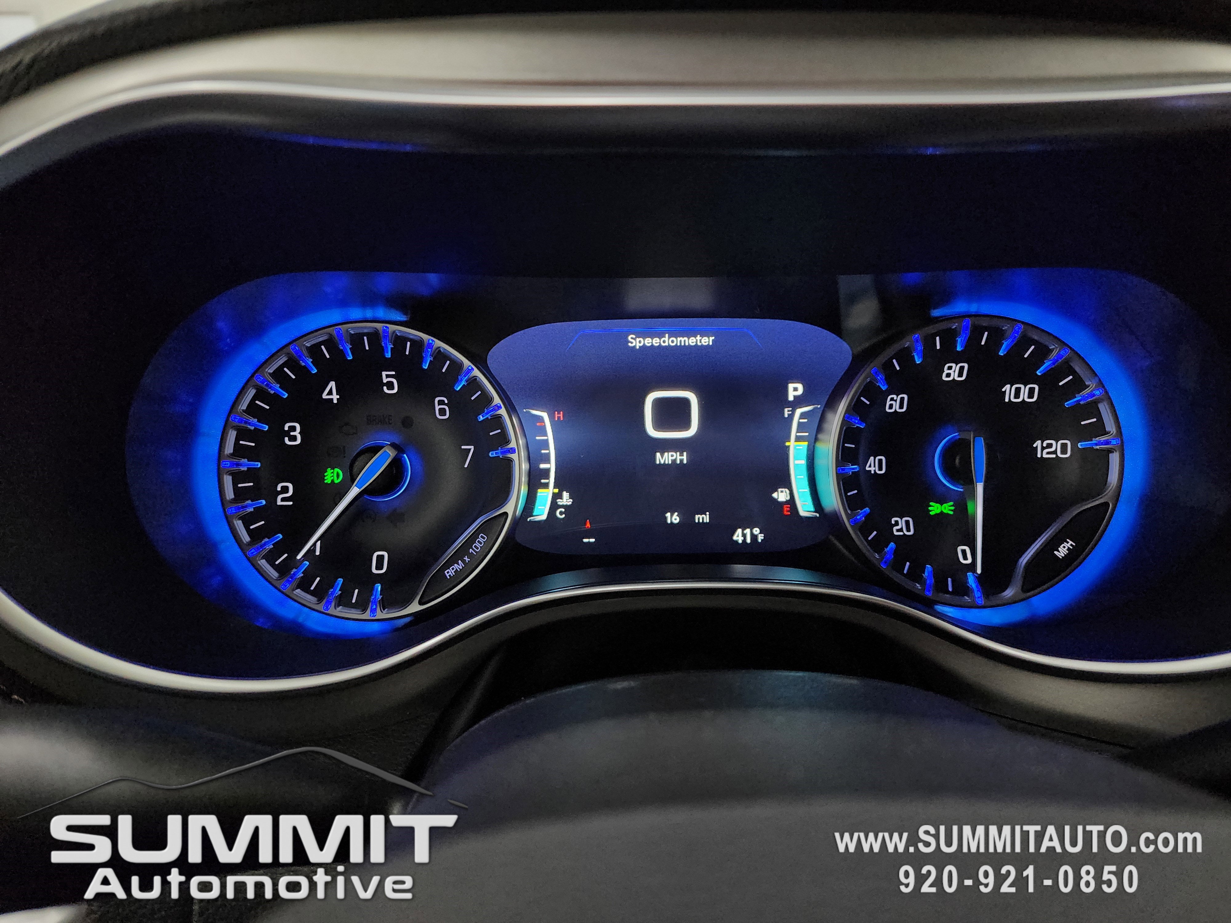 New 2026 Chrysler Pacifica Pinnacle w/ Trailer Tow Group image 11