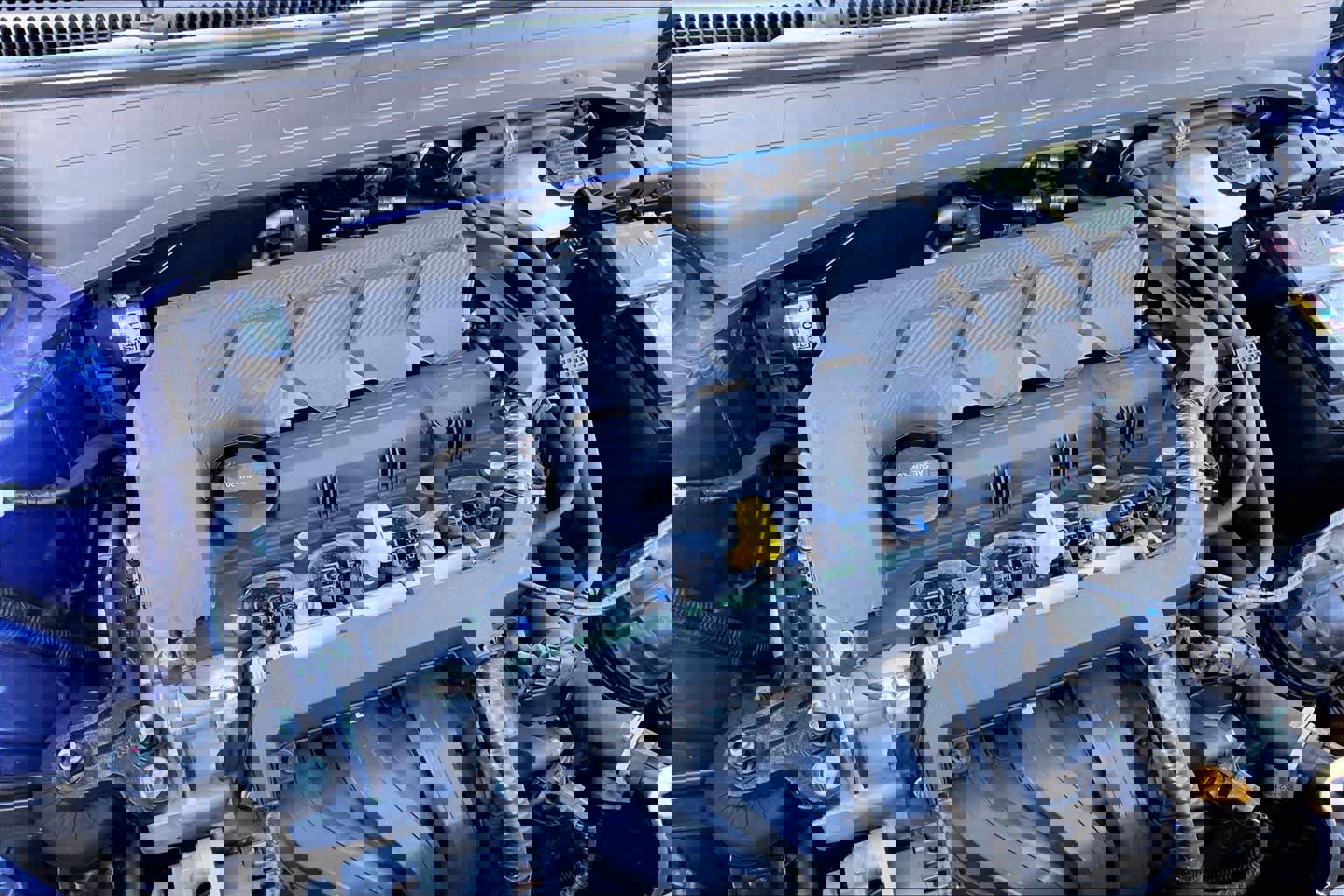 Certified 2025 Hyundai Venue SEL image 30