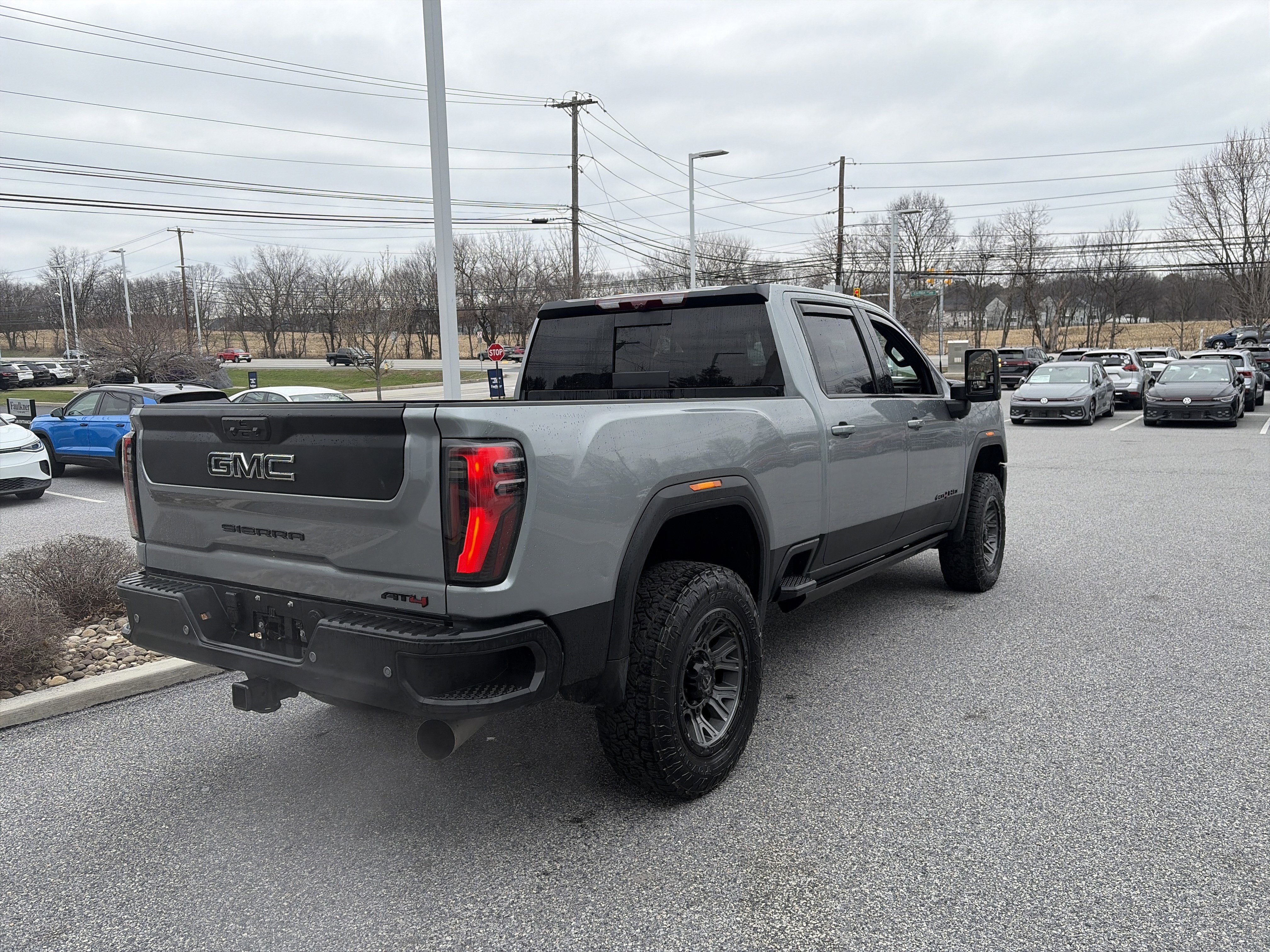 Used 2024 GMC Sierra 2500 AT4 w/ AT4 Premium Plus Package image 4
