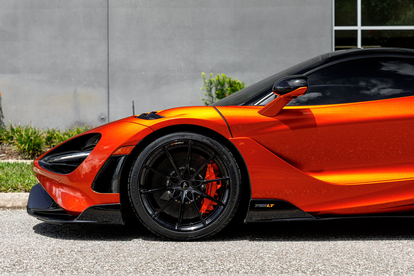 Used 2021 McLaren 765LT RWD image 32
