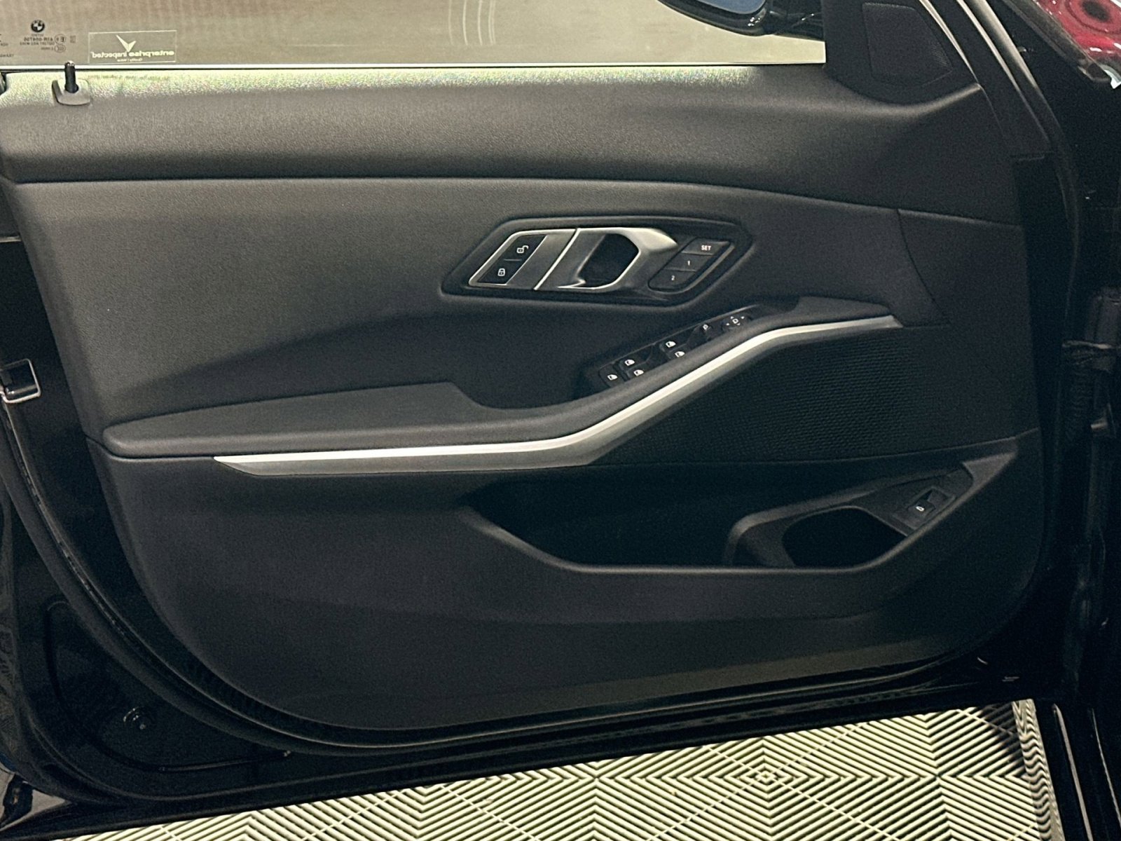 Used 2020 BMW 330i xDrive Sedan w/ Convenience Package image 15