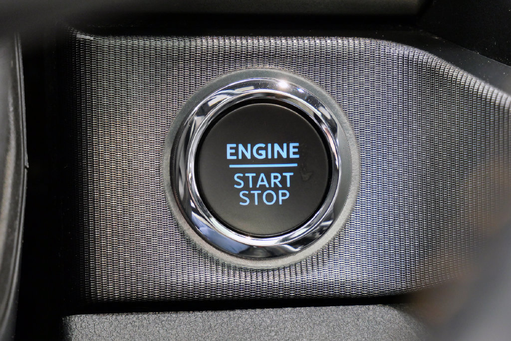 Used 2023 Ford F250 Platinum w/ Tremor Off-Road Package AWD/4WD image 30