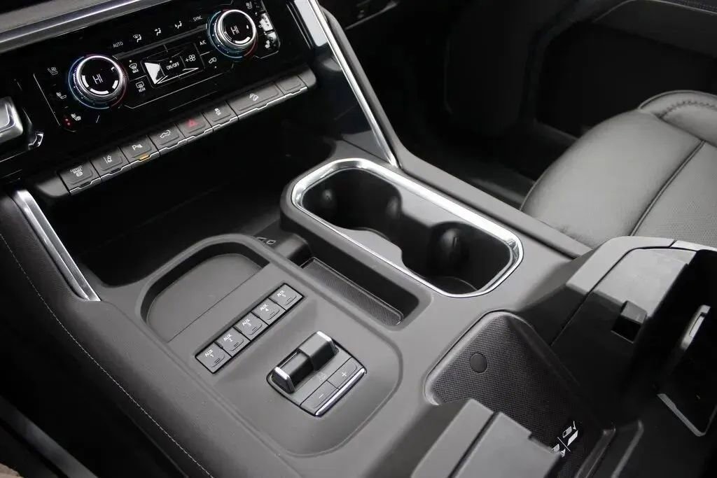 New 2026 GMC Sierra 3500 Denali image 35