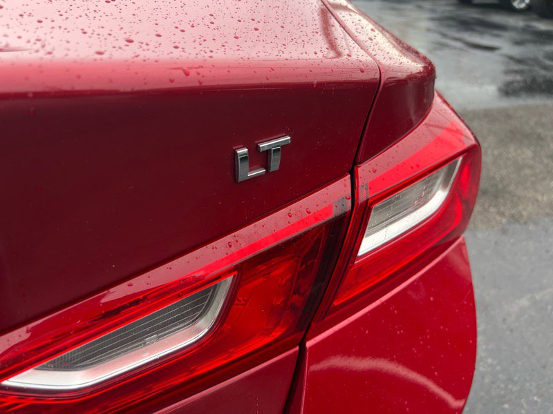 Used 2016 Chevrolet Malibu LT image 5