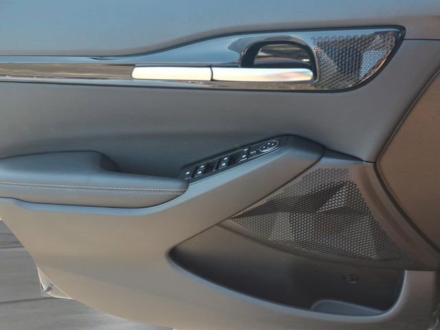 Used 2025 Kia Seltos S AWD/4WD image 18