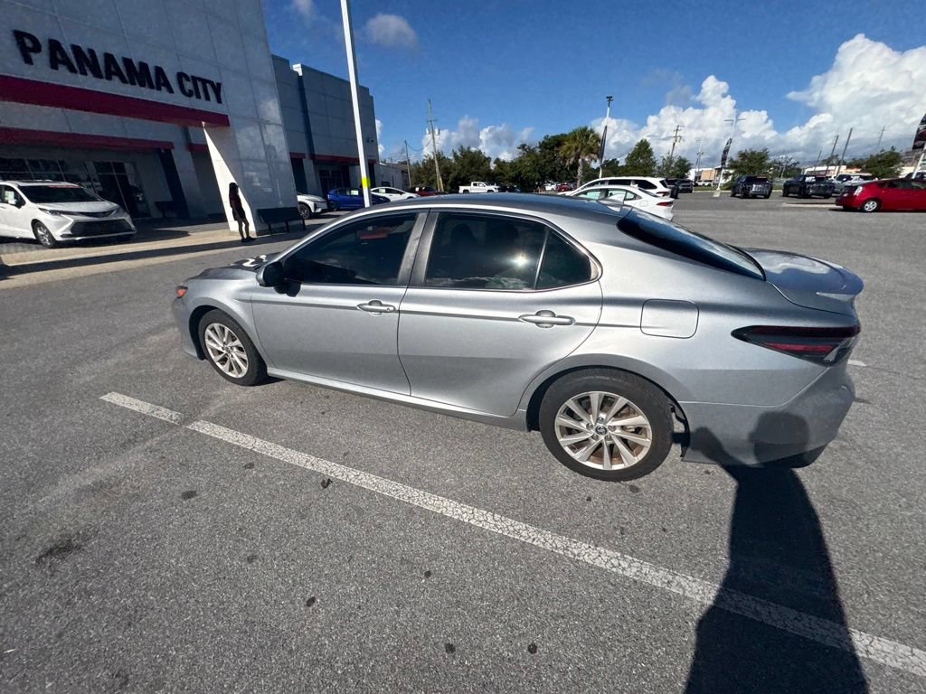 Used 2021 Toyota Camry LE FWD image 23