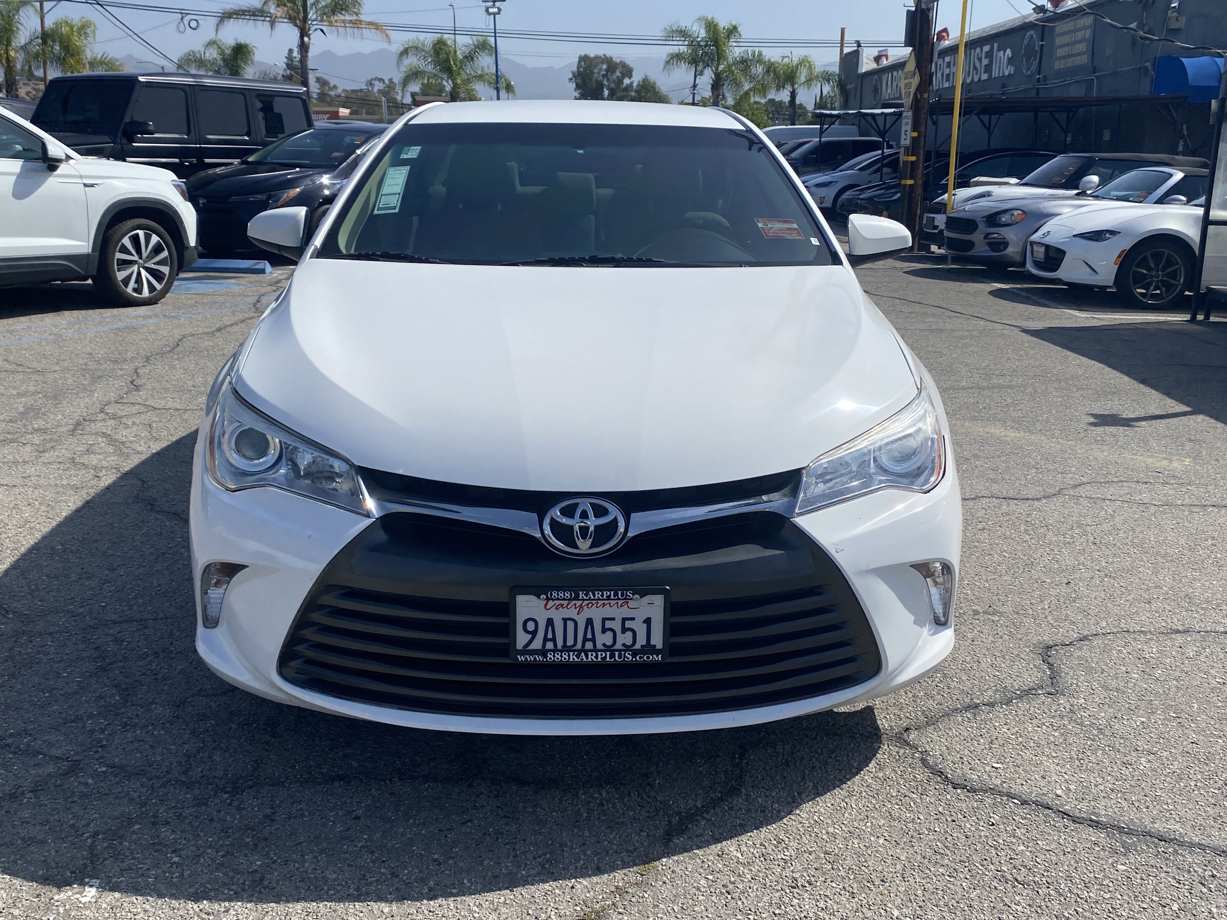 Used 2017 Toyota Camry LE FWD image 3