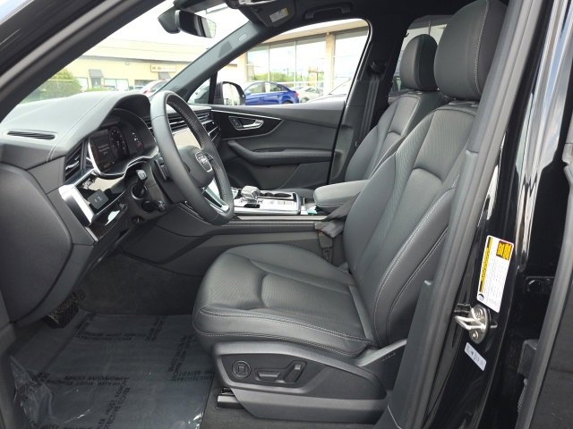 Used 2025 Audi Q7 3.0T Premium Plus w/ Premium Plus Package image 16