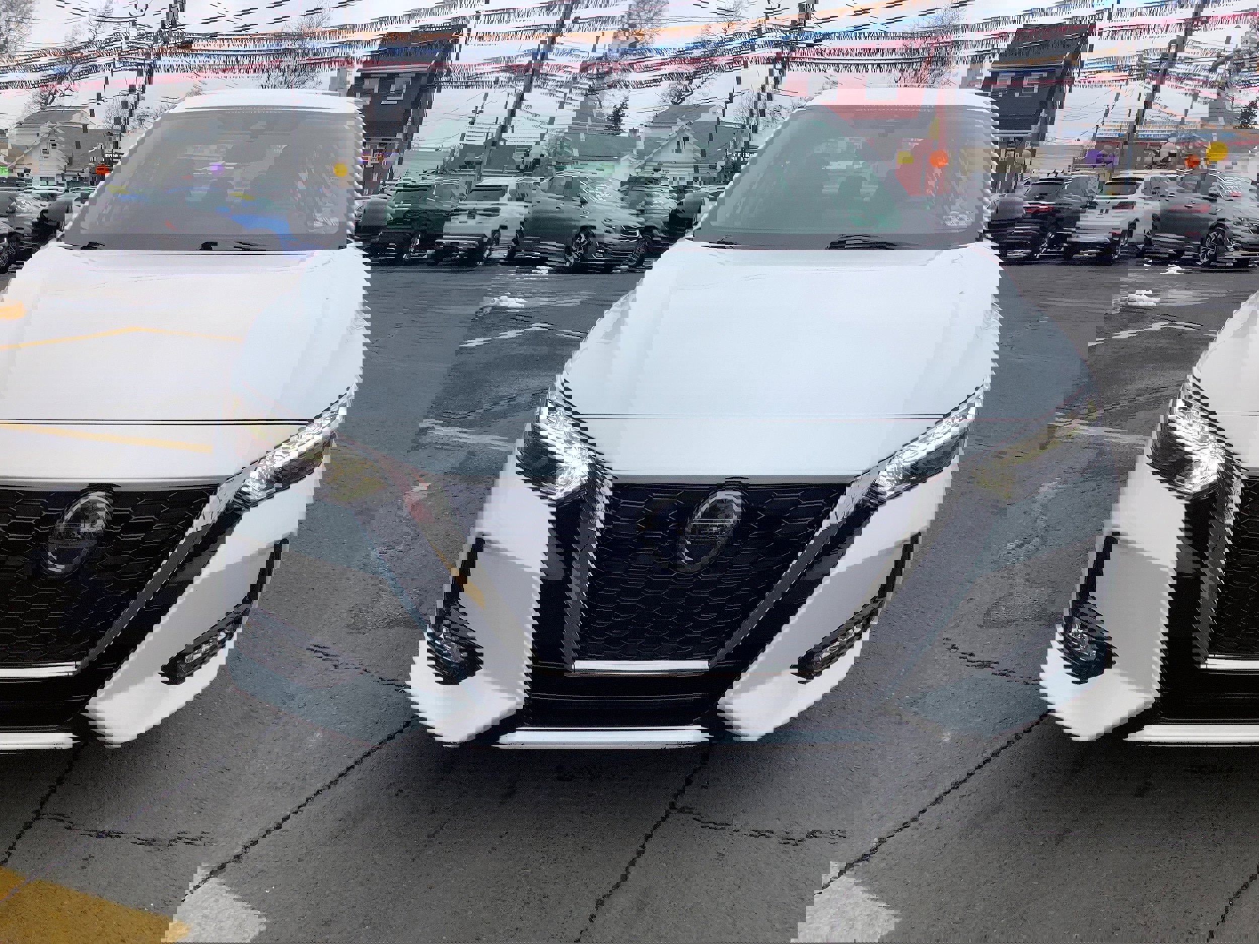 Used 2021 Nissan Sentra SR image 2