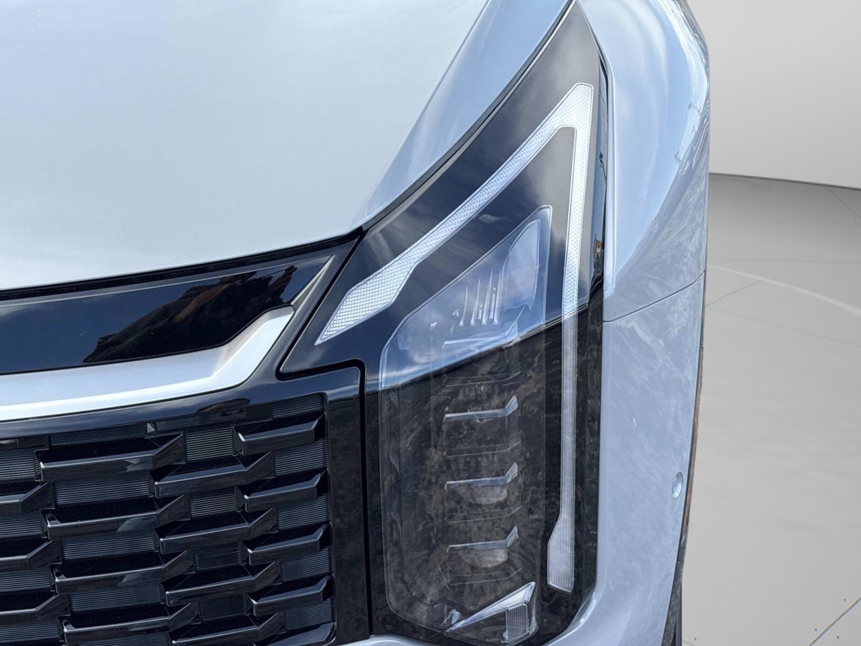 New 2026 Kia Sportage SX FWD image 10