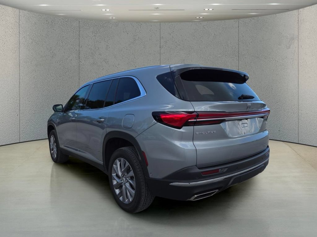 Used 2025 Buick Enclave Preferred w/ Super Cruise Package FWD image 7