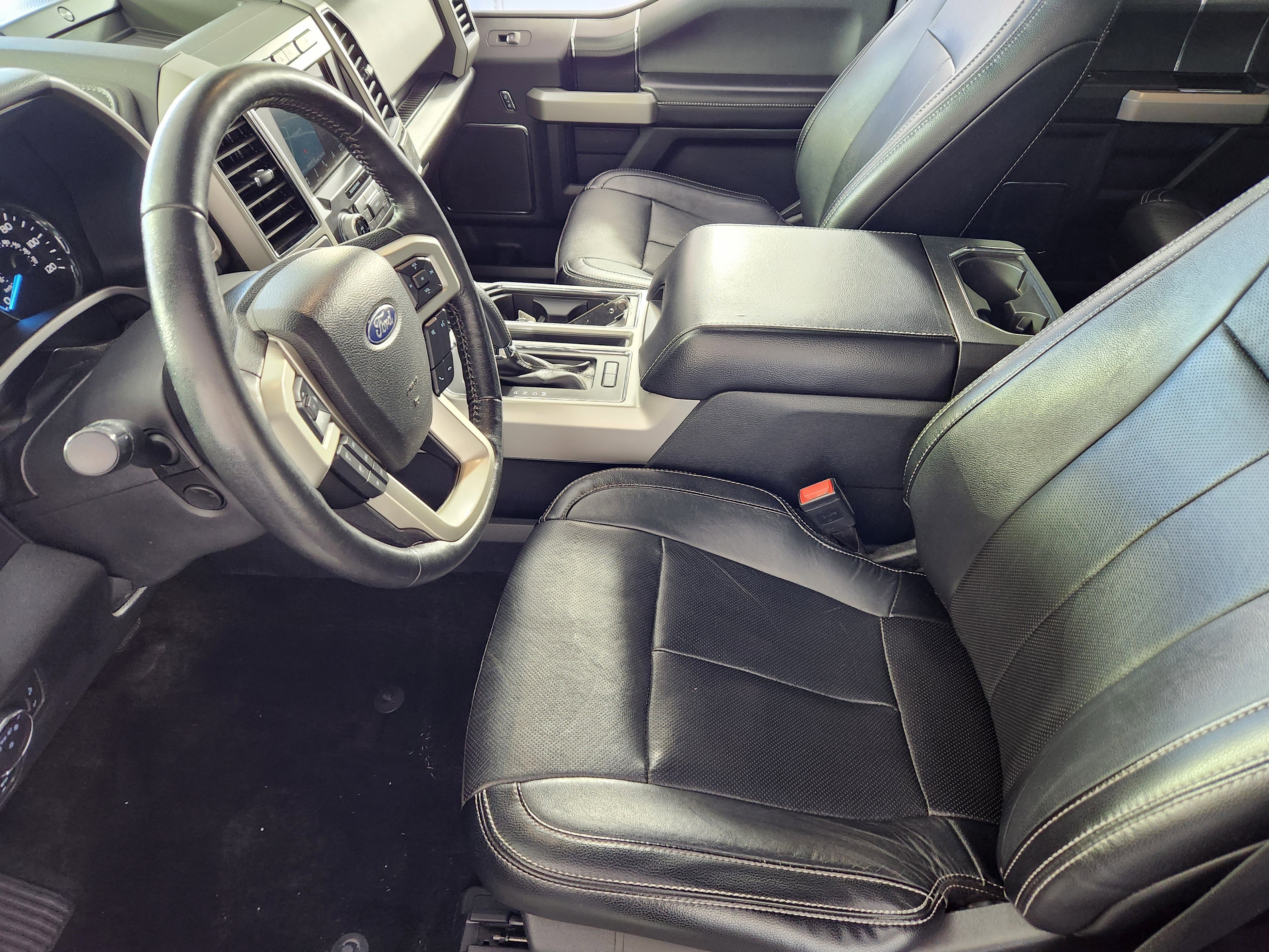 Used 2018 Ford F150 Lariat w/ Equipment Group 502A Luxury AWD/4WD image 12