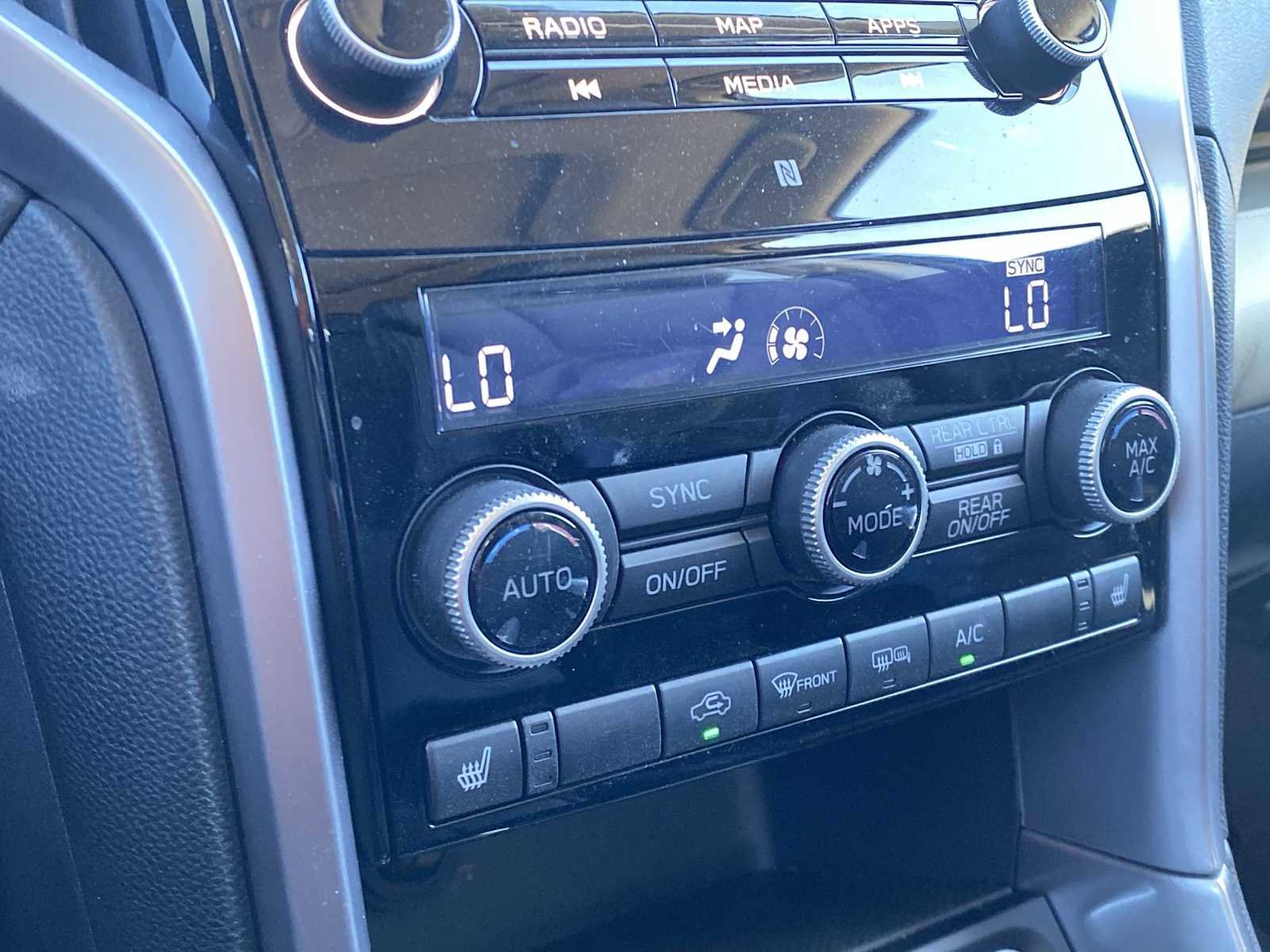 Used 2021 Subaru Ascent Limited w/ Technology Package image 24