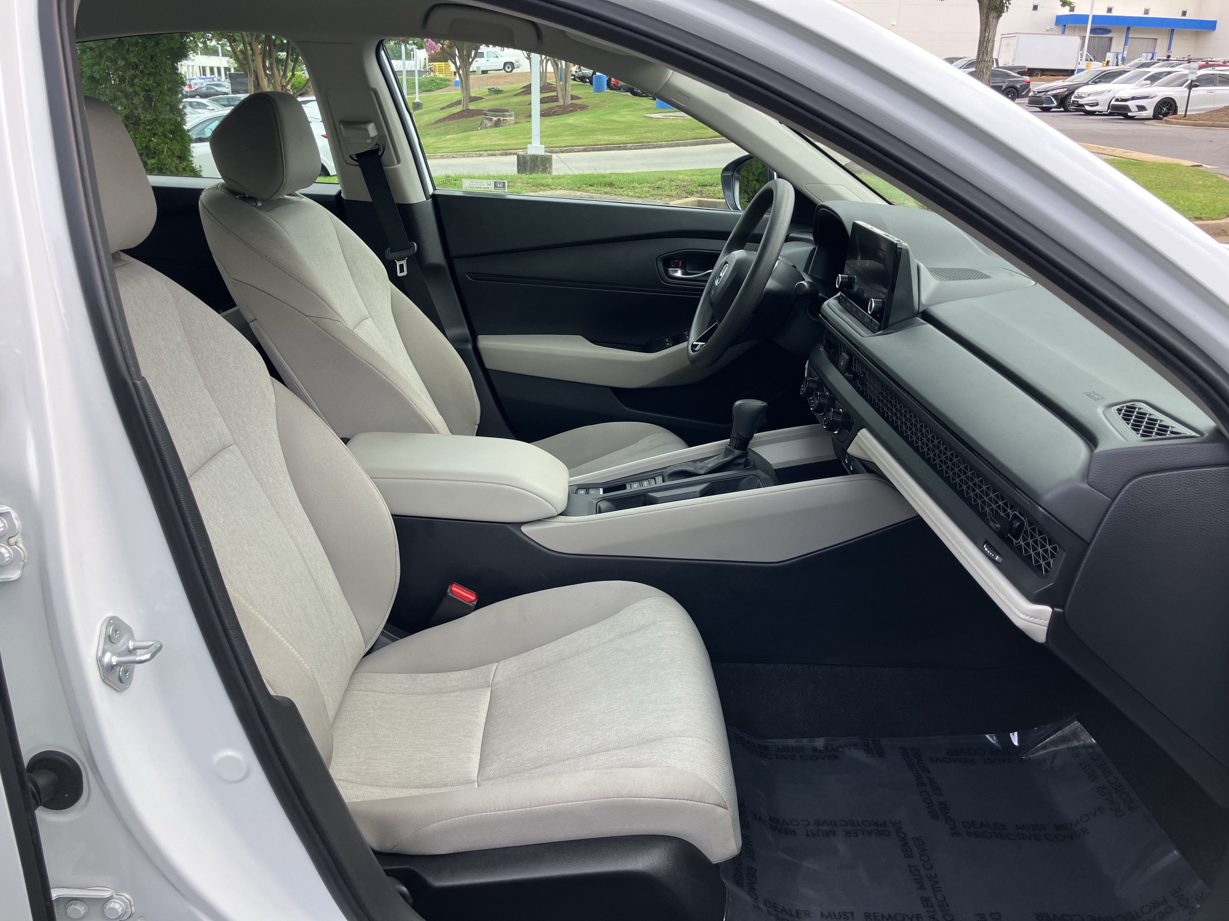 Certified 2025 Honda Accord LX image 34