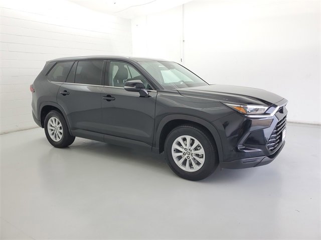 Used 2025 Toyota Grand Highlander FWD image 4