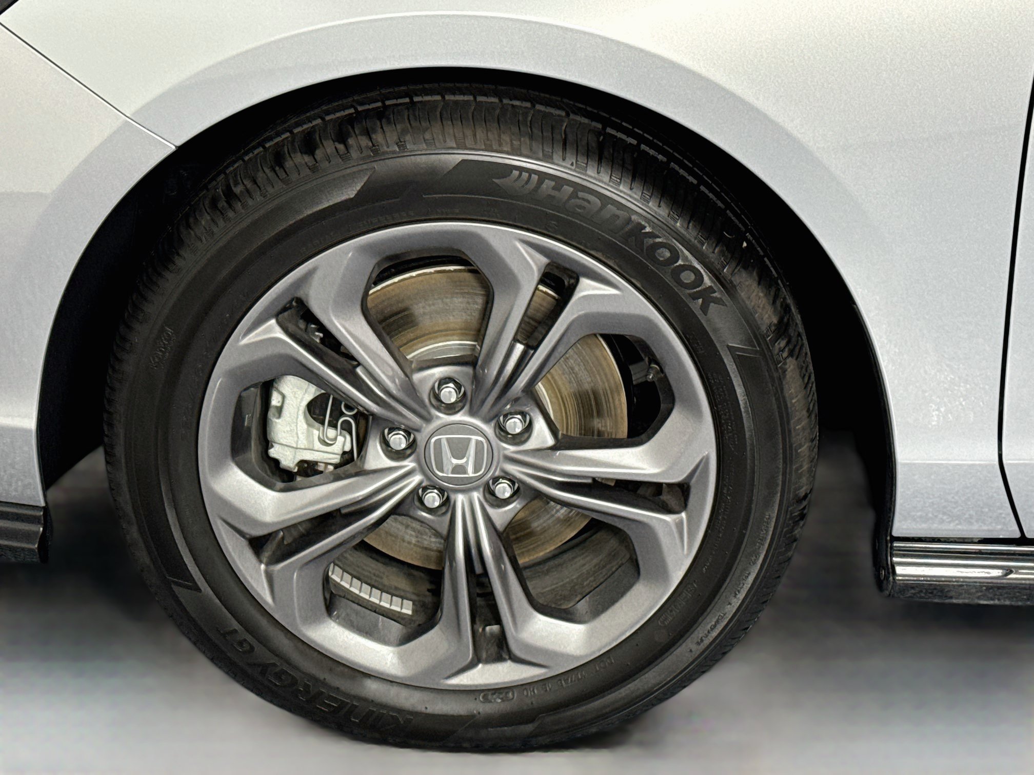 Used 2026 Honda Accord EX-L image 30