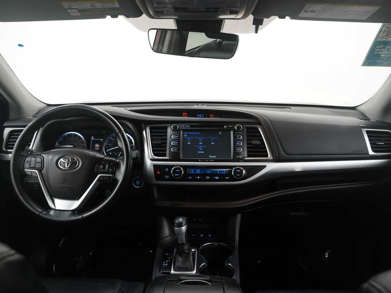 Used 2018 Toyota Highlander XLE image 13