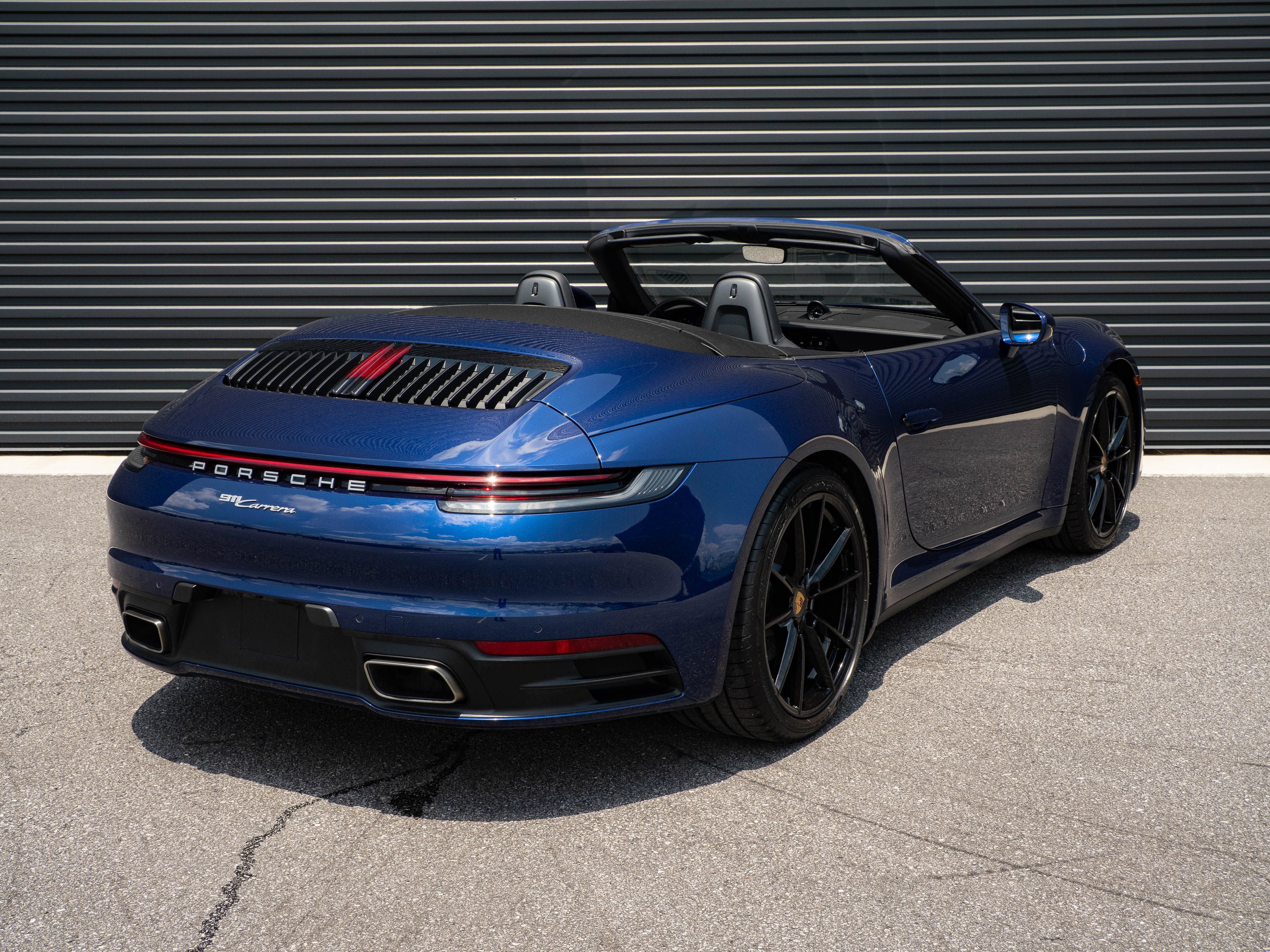 Used 2022 Porsche 911 Carrera RWD image 24