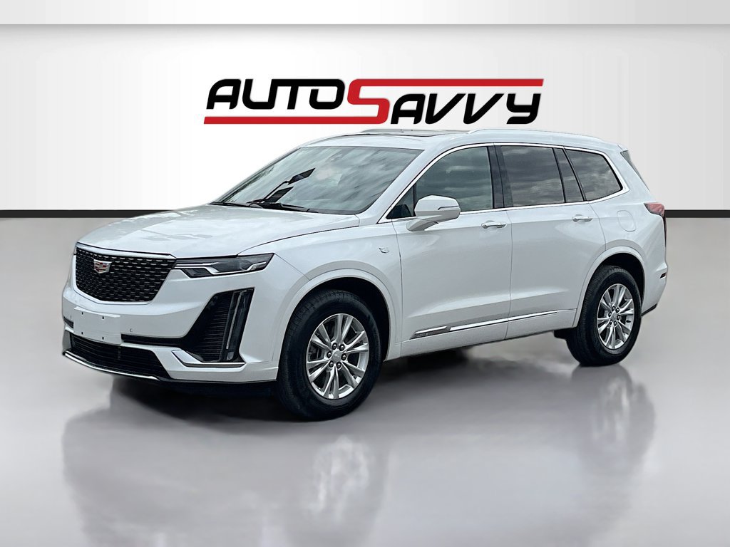 Used 2025 Cadillac XT6 Luxury FWD image 3