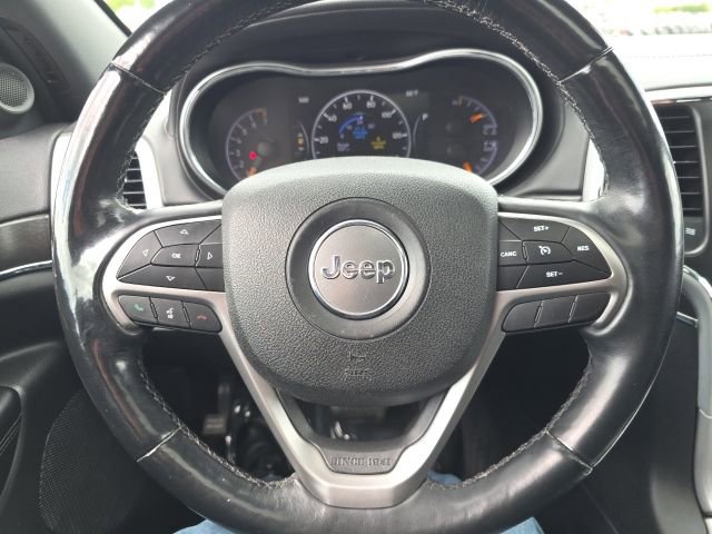 Used 2018 Jeep Grand Cherokee Limited AWD/4WD image 16