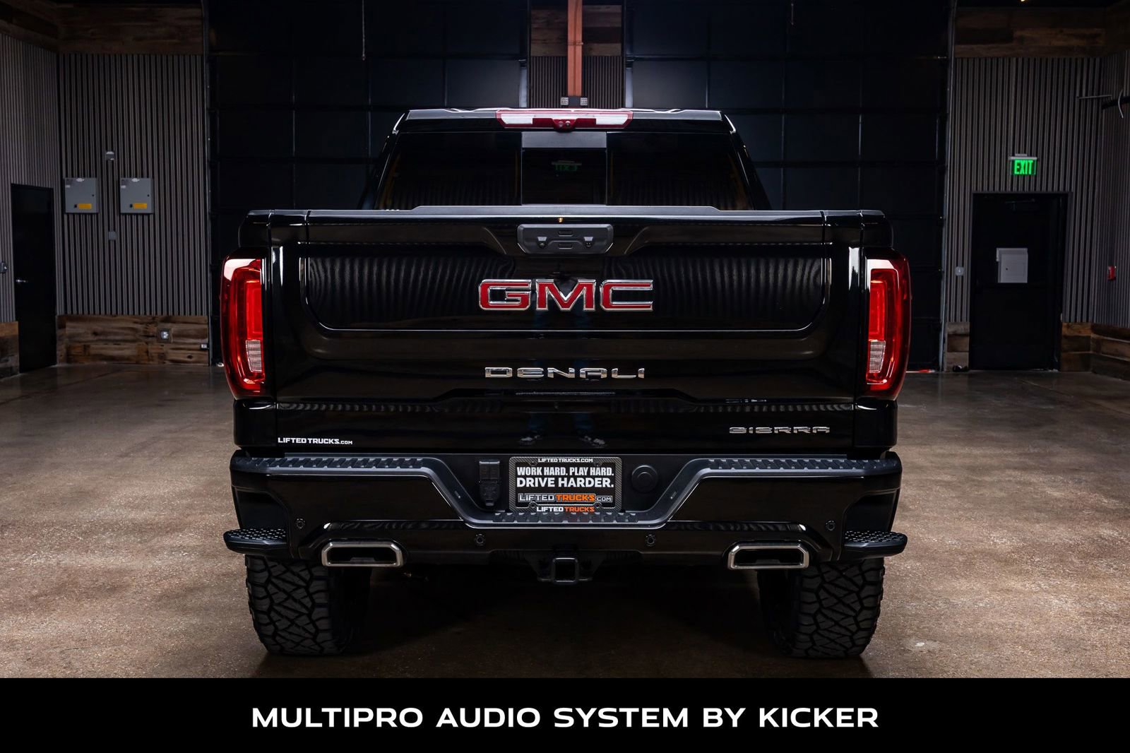Used 2025 GMC Sierra 1500 Denali AWD/4WD image 8