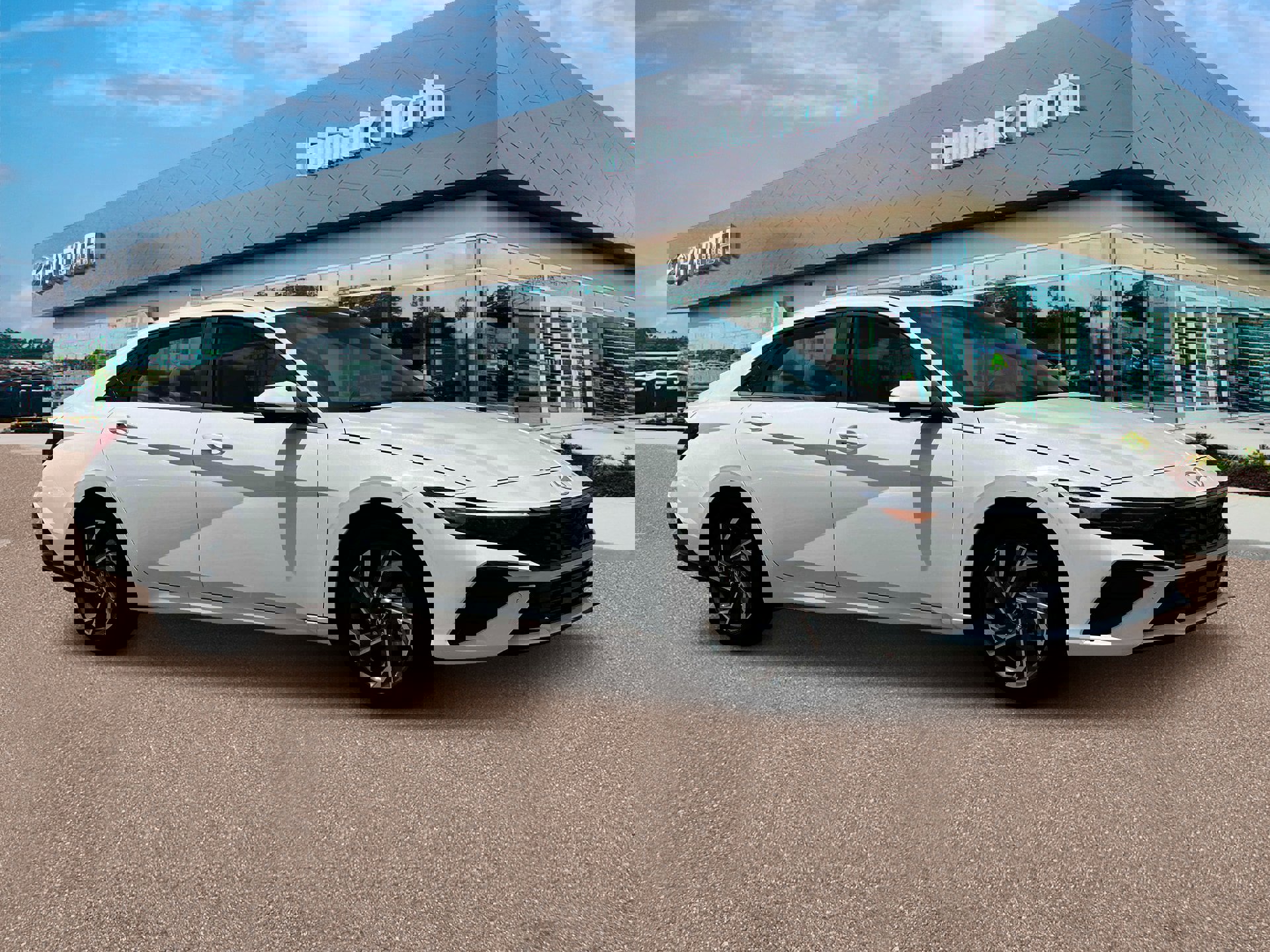 New 2025 Hyundai Elantra Limited image 10