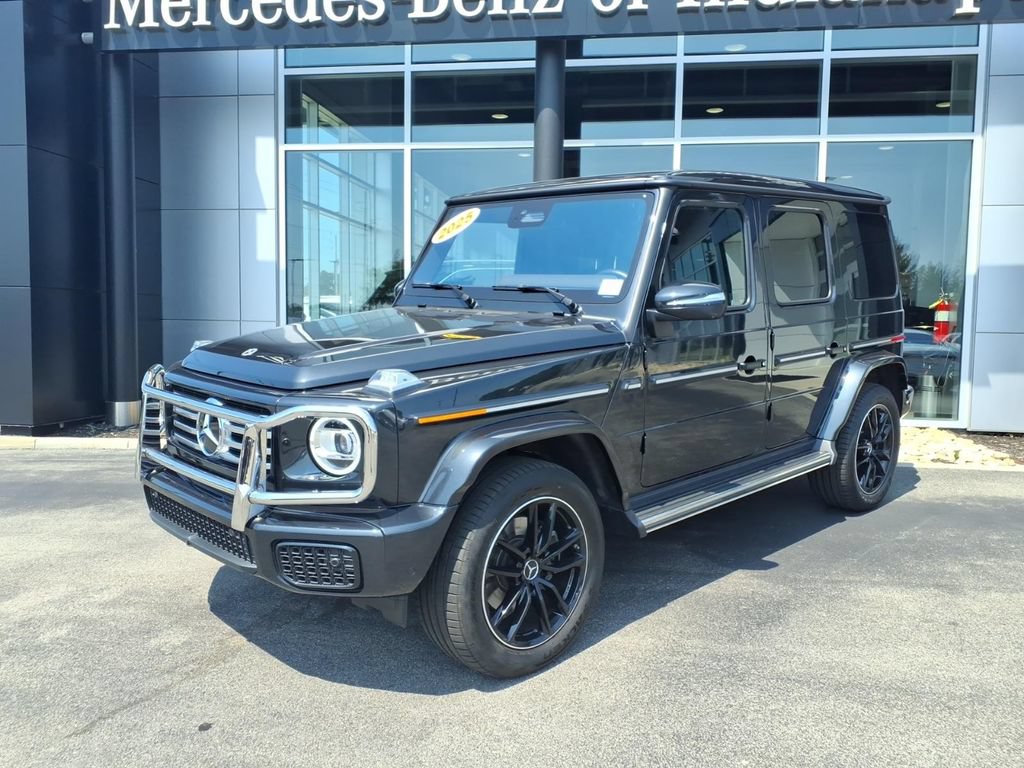 Used 2025 Mercedes-Benz G 550 image 2
