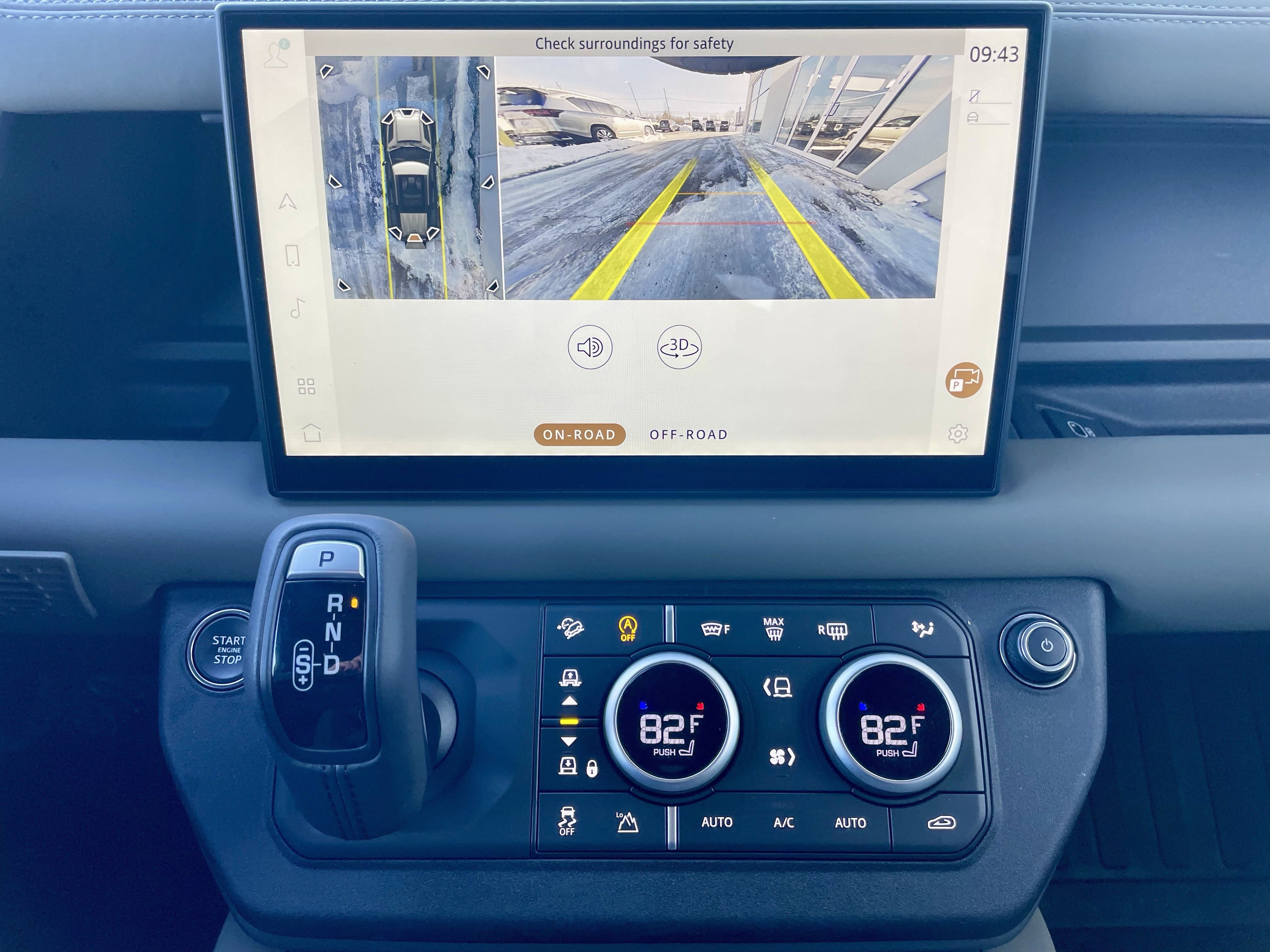 Certified 2025 Land Rover Defender 110 X-Dynamic SE image 28