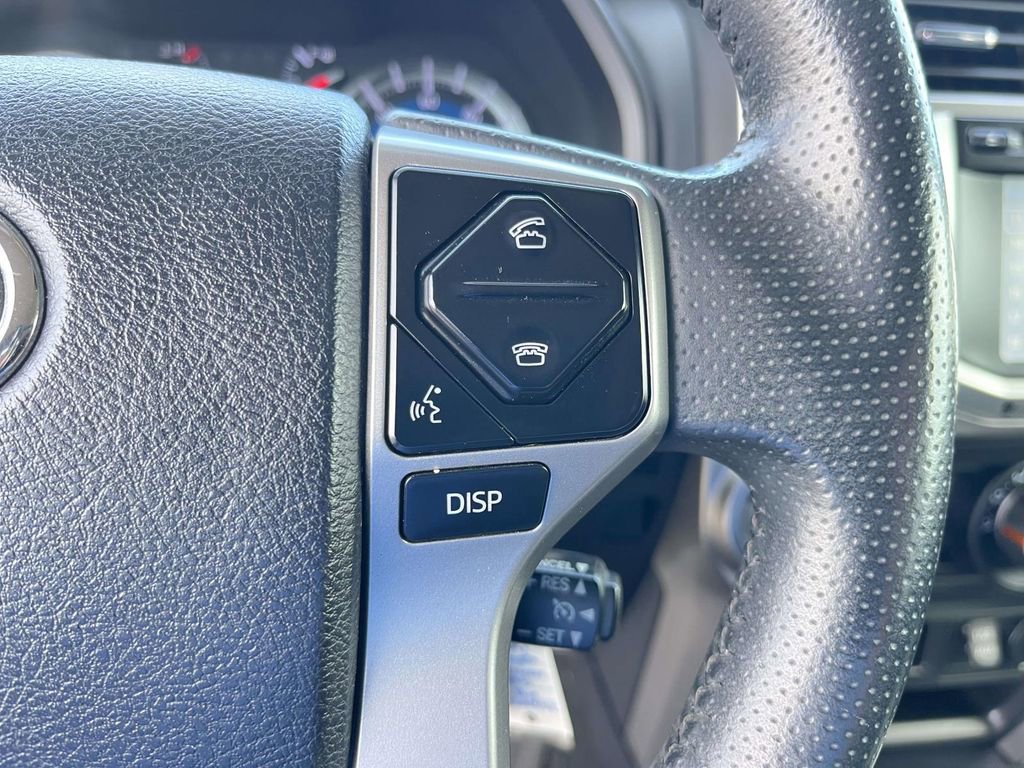 Used 2017 Toyota 4Runner SR5 Premium image 18