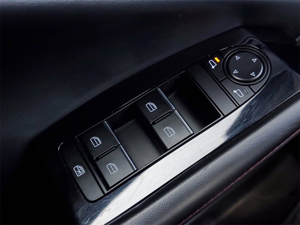 Used 2024 MAZDA CX-30 AWD 2.5 S w/ Preferred Package image 16