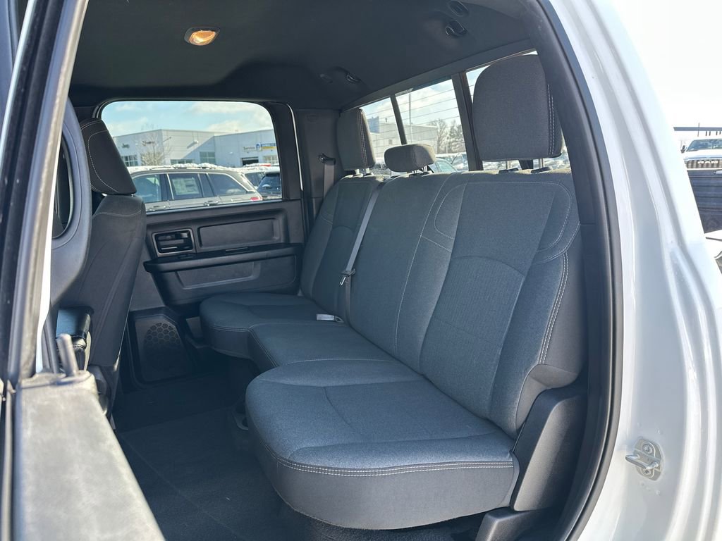 Used 2024 RAM 3500 Tradesman w/ Chrome Appearance Group image 39