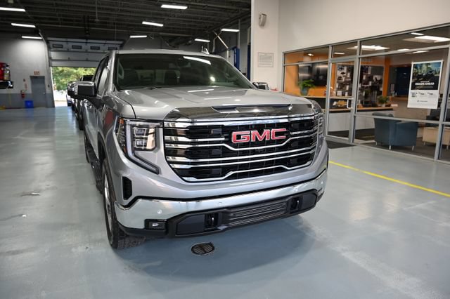 New 2026 GMC Sierra 1500 SLT w/ SLT Premium Plus Package AWD/4WD image 3