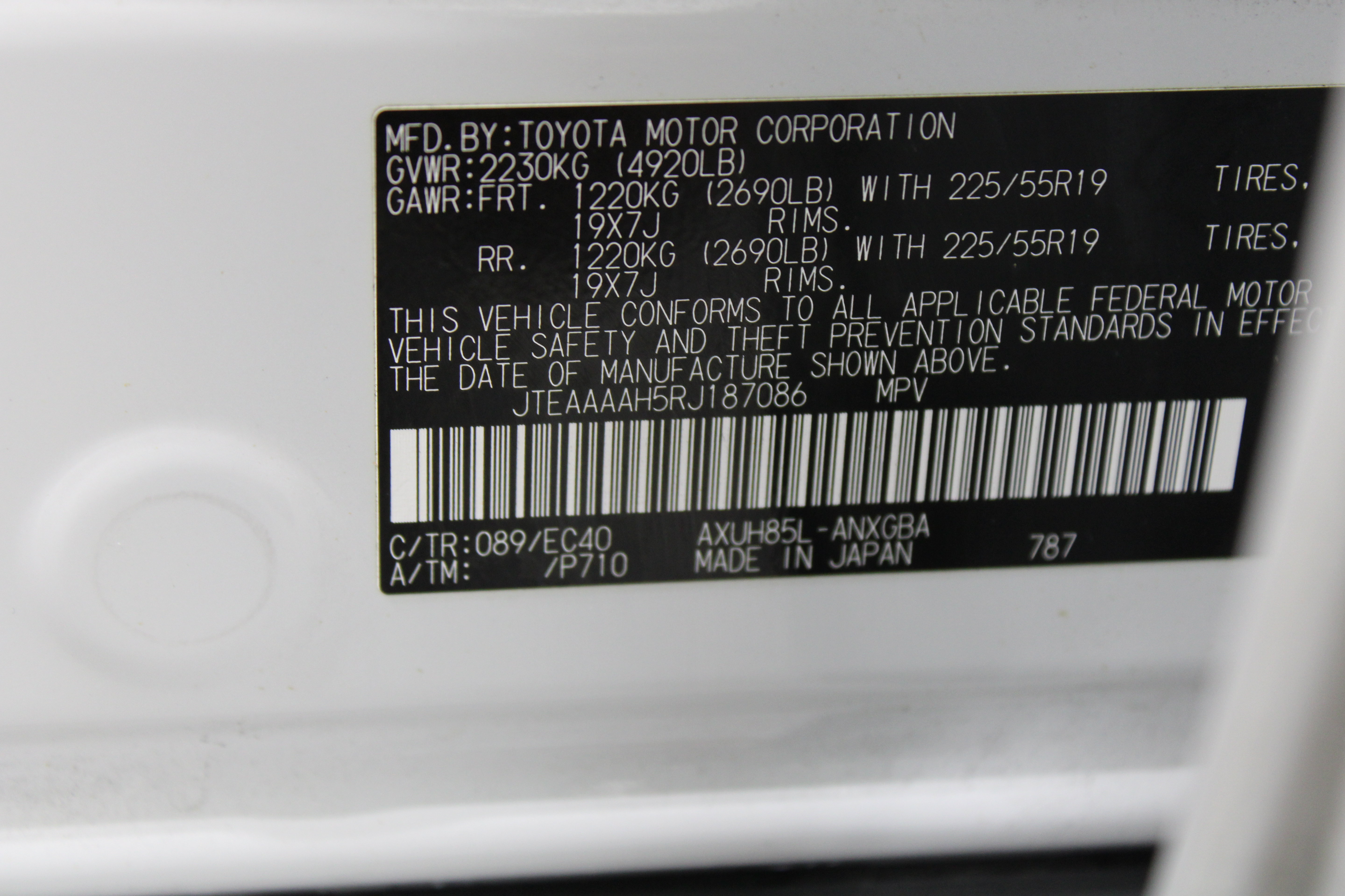 Certified 2024 Toyota Venza XLE AWD/4WD image 40