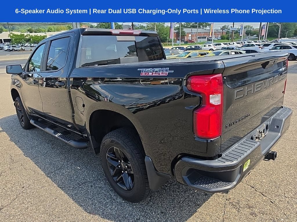 Used 2021 Chevrolet Silverado 1500 LT Trail Boss w/ Convenience Package II AWD/4WD image 5