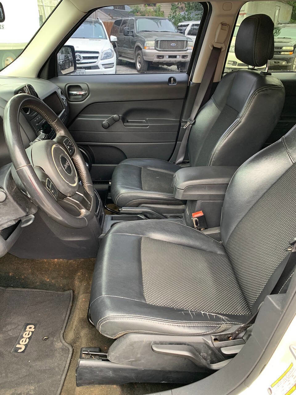 Used 2016 Jeep Patriot Sport FWD image 9
