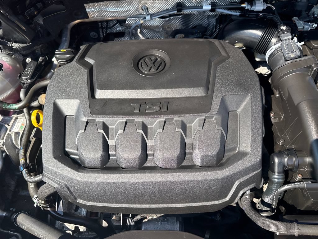 Used 2022 Volkswagen Tiguan SEL R-Line AWD/4WD image 43