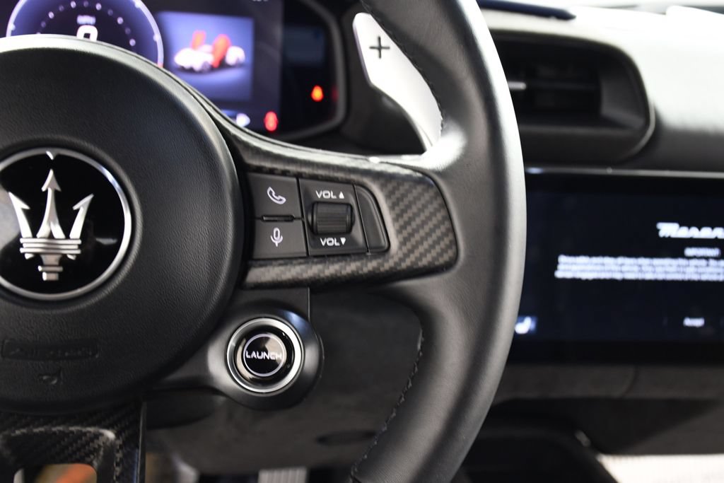 Used 2022 Maserati MC20 Coupe RWD image 32